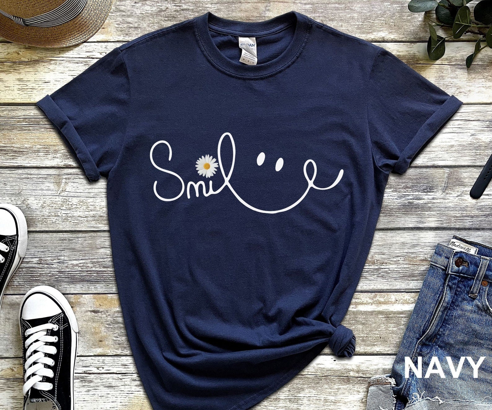 Daisy Smile Sweatshirt, Positive T Shirts, Cute Fall Sweatshirt, Floral Shirt For Women, Women's Flower Sweatshirt, Minimalist Sweater