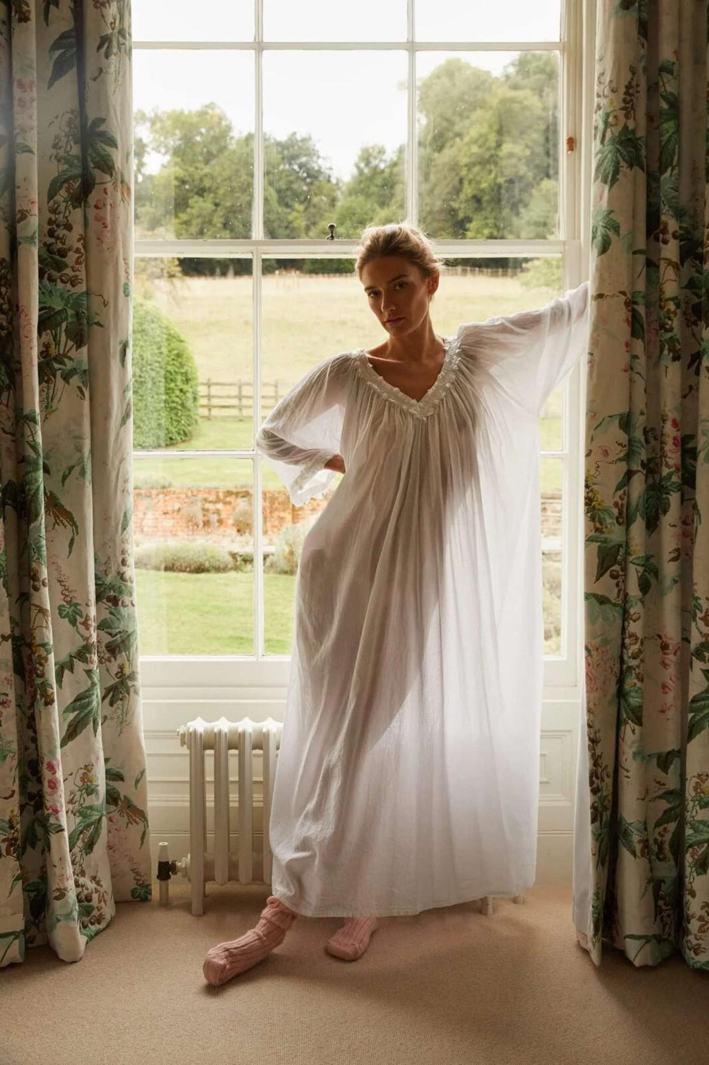 Pure cotton women wear Victorian style nightgown Sleepwear feminine white nightdress long sleeve nightie