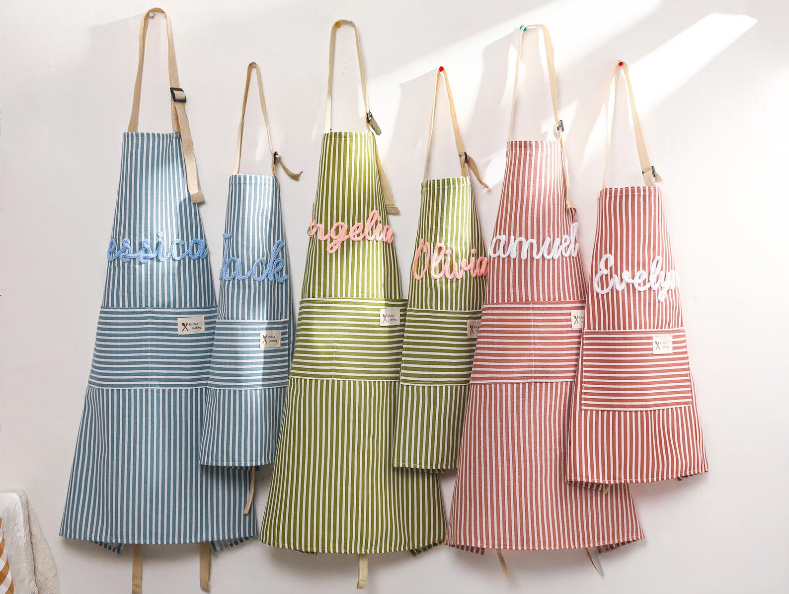 Custom Striped Cooking Apron with Pocket,Name Kitchen Apron,Gift for Cooking