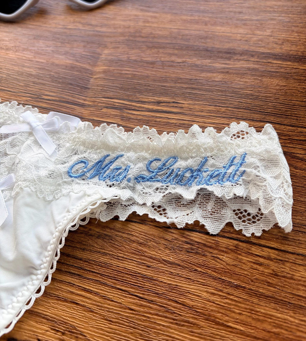 Personalized Bride Lingerie Set Bridal Shower Gift Box Pajamas set with Embroidere Custom Underwear Set SXQ1604